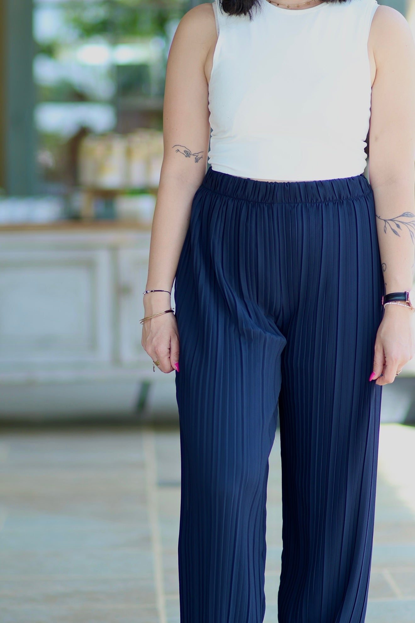 Pantalon plissé Cassandra bleu marine