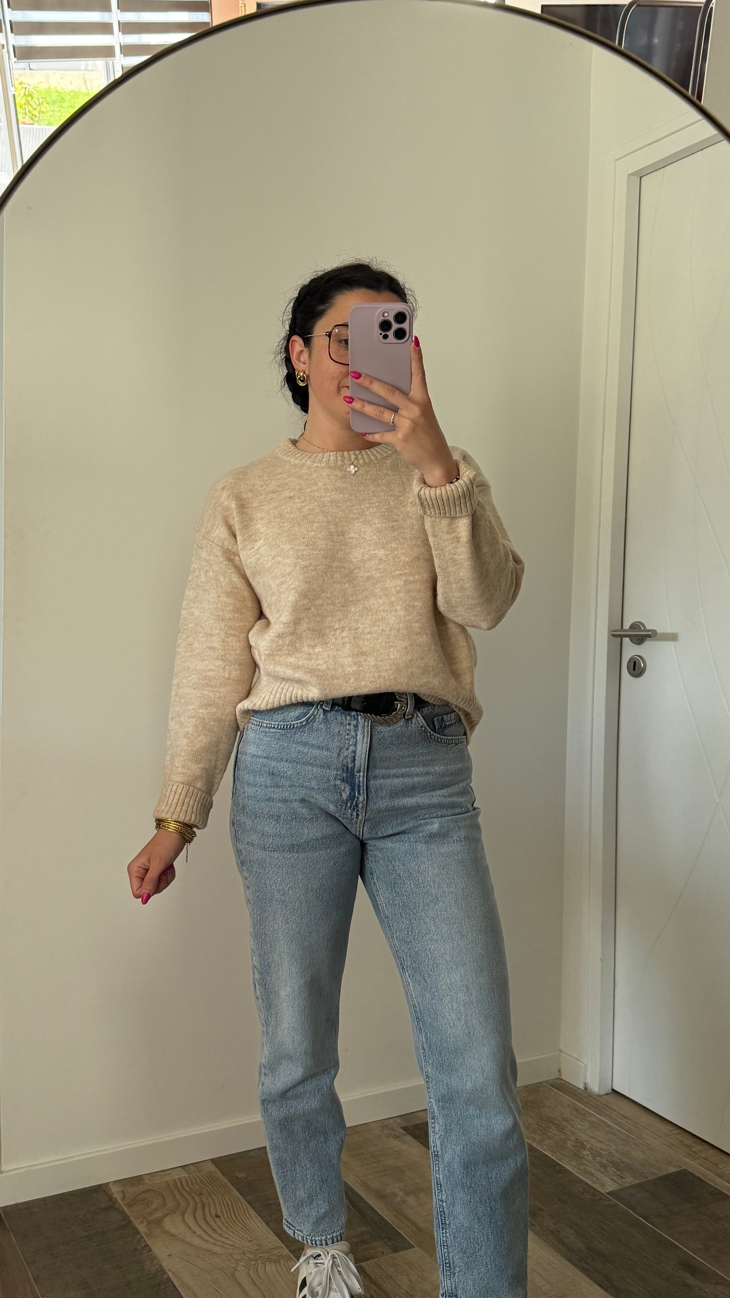 Pull beige col rond