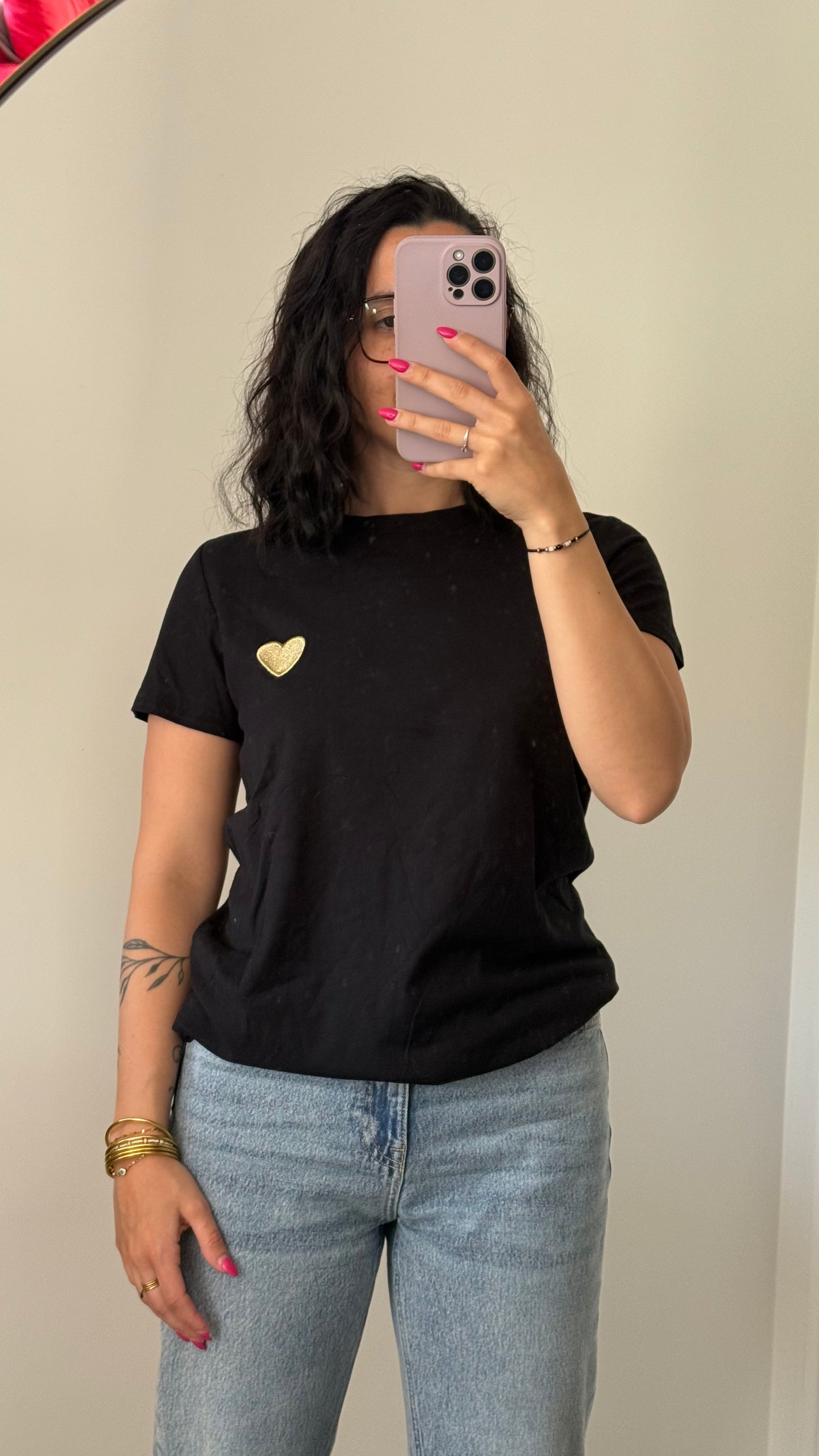 T-shirt noir coeur doré