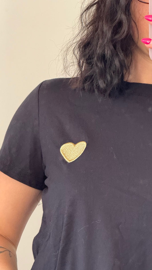 T-shirt noir coeur doré