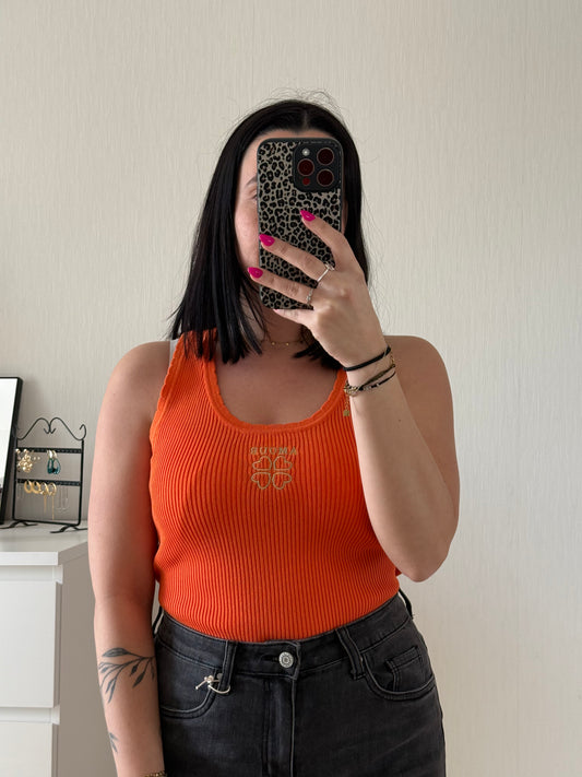 Top orange